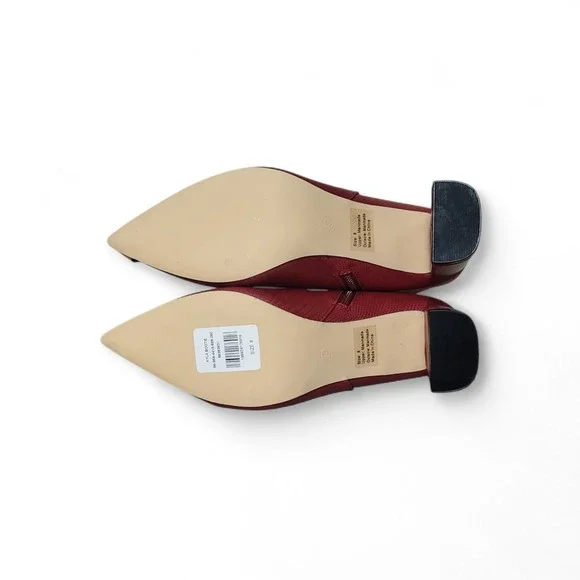 New York & CO Kyla Pointed Toe Bootie 8 New - Red Faux Lizard Leather Embossed - Picture 2 of 11